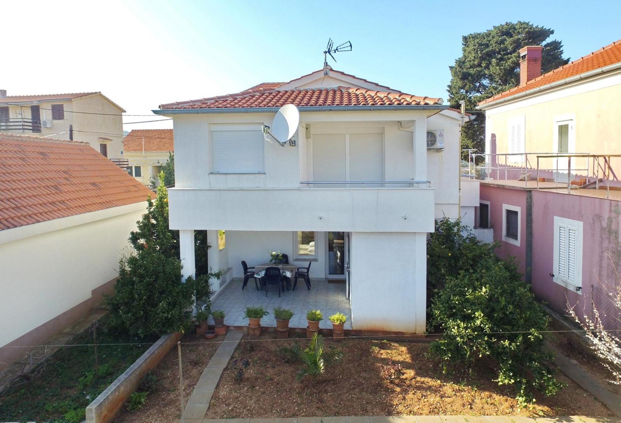 Apartments Olga Божава Екстер'єр фото