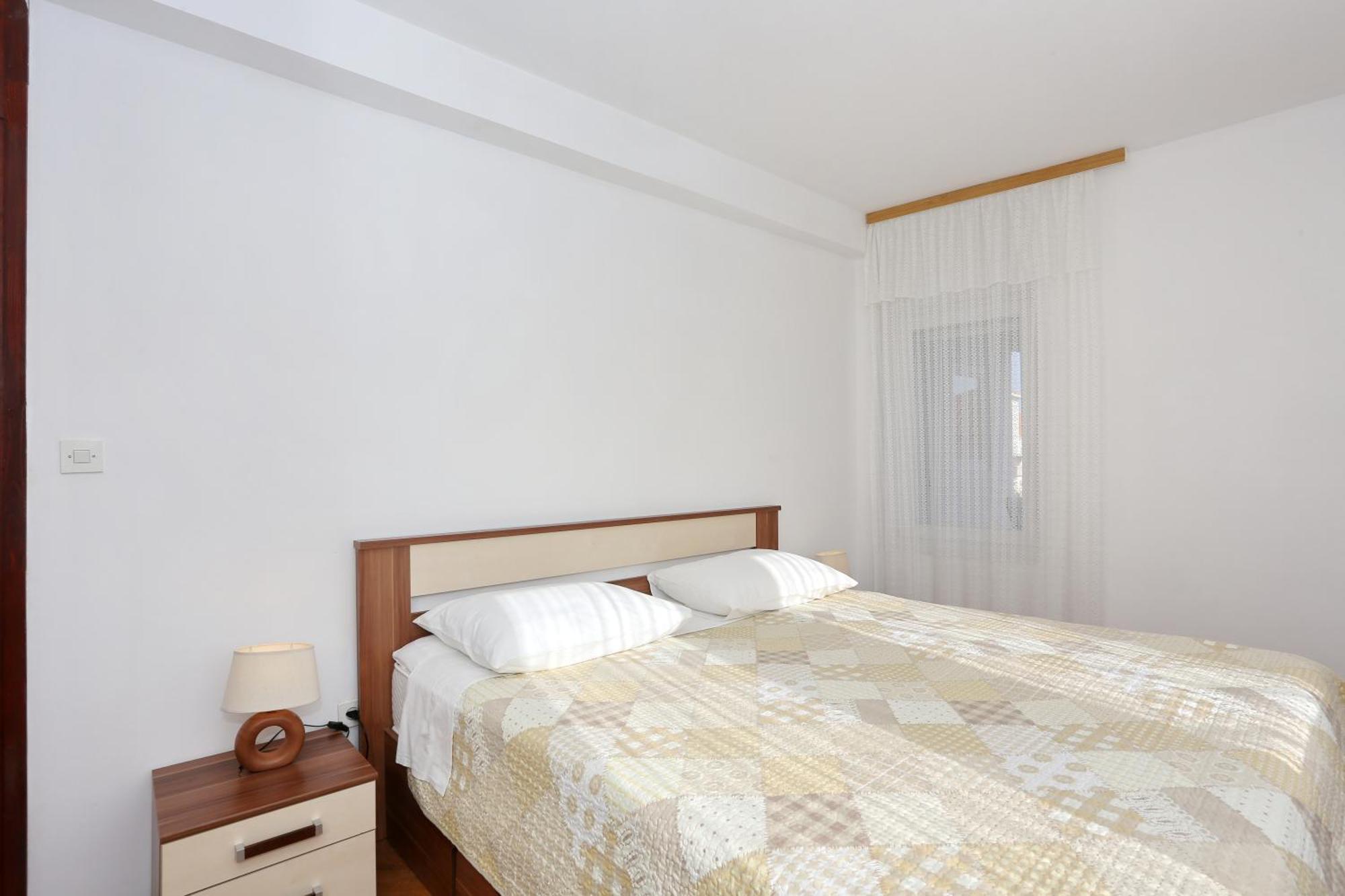 Apartments Olga Божава Екстер'єр фото