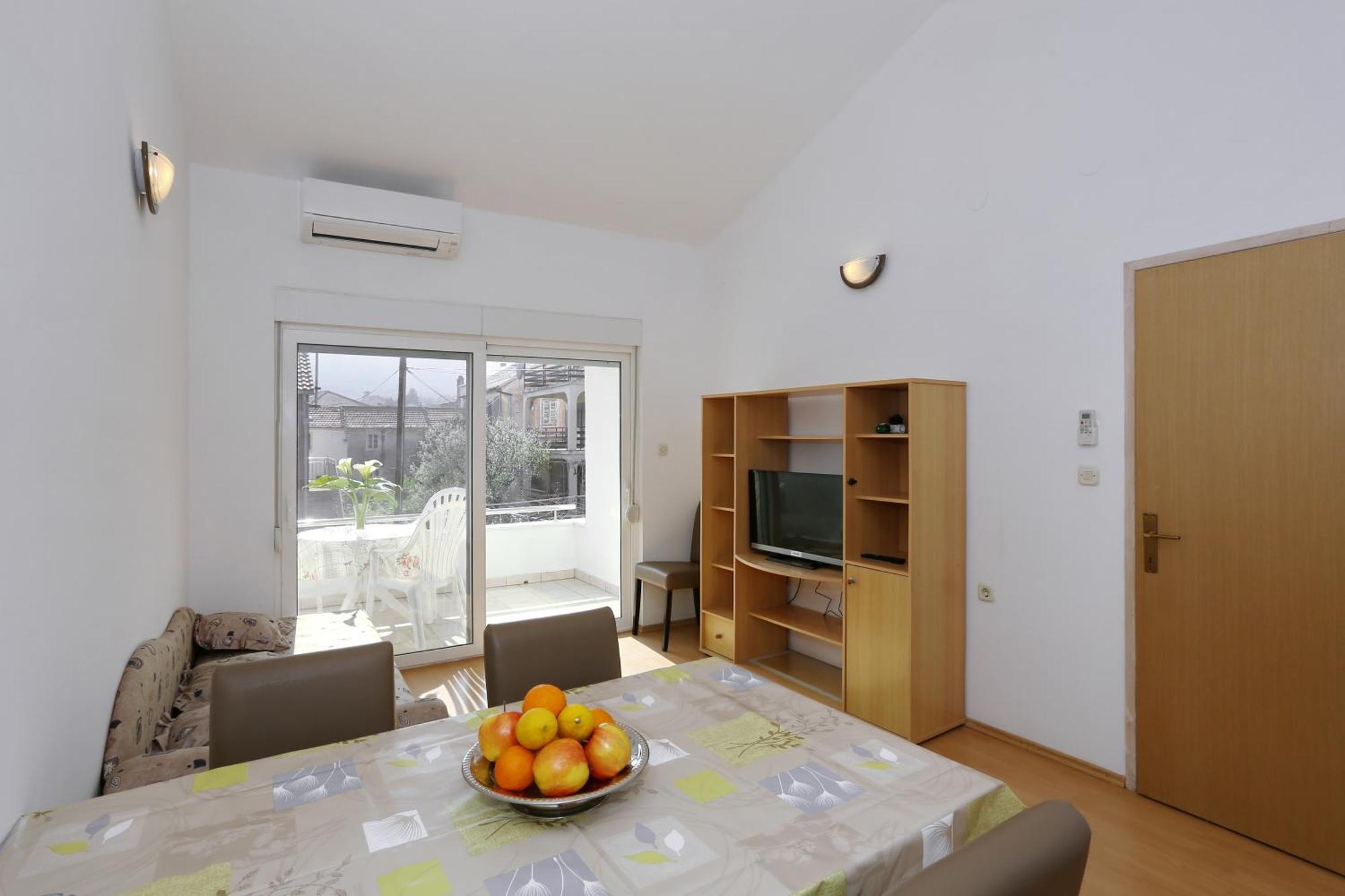 Apartments Olga Божава Екстер'єр фото