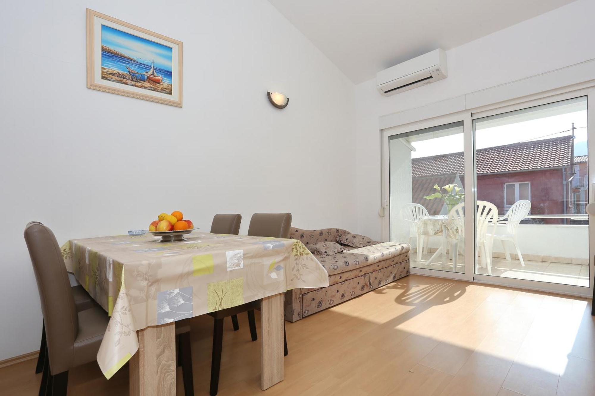 Apartments Olga Божава Екстер'єр фото