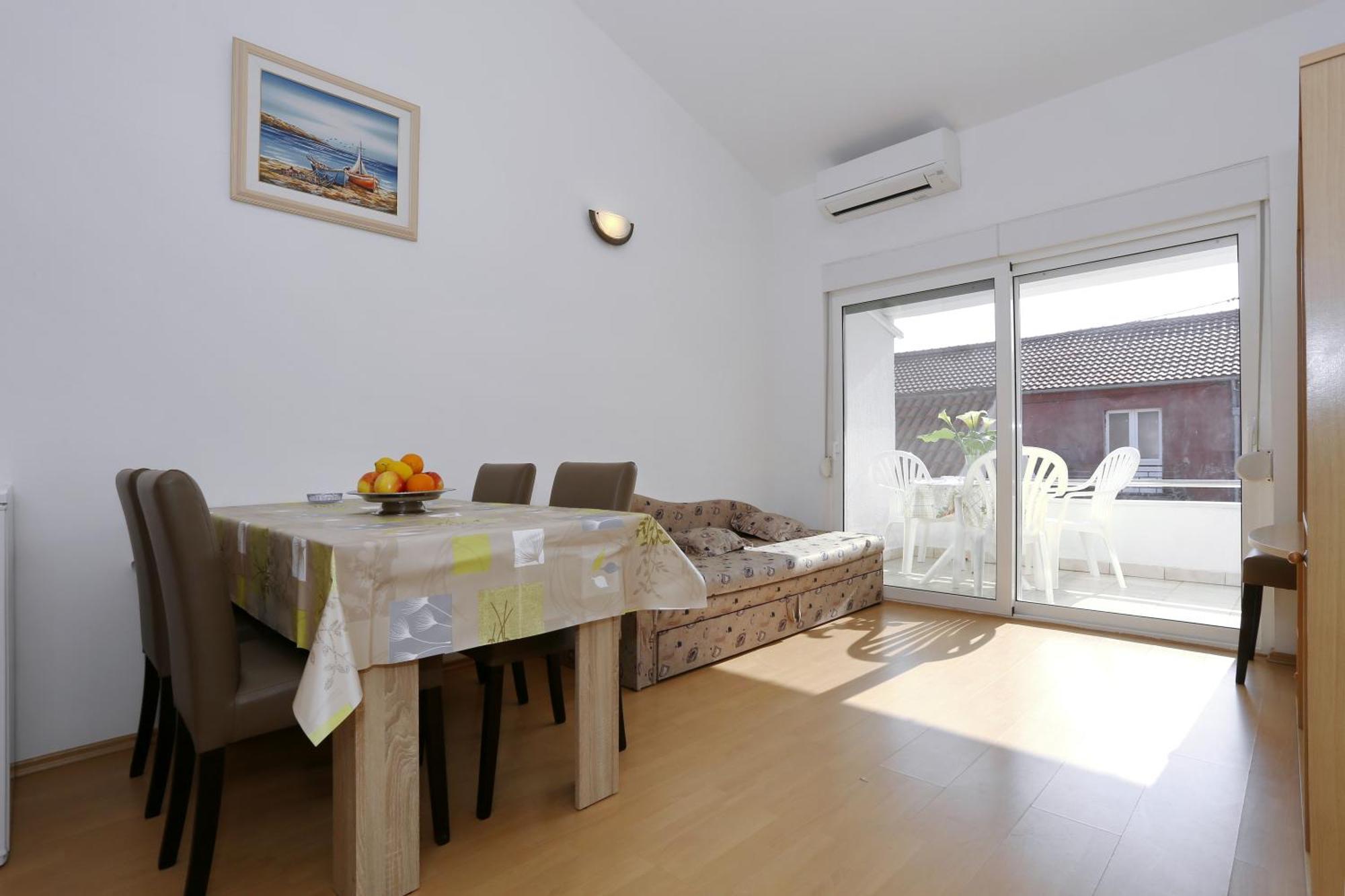 Apartments Olga Божава Екстер'єр фото