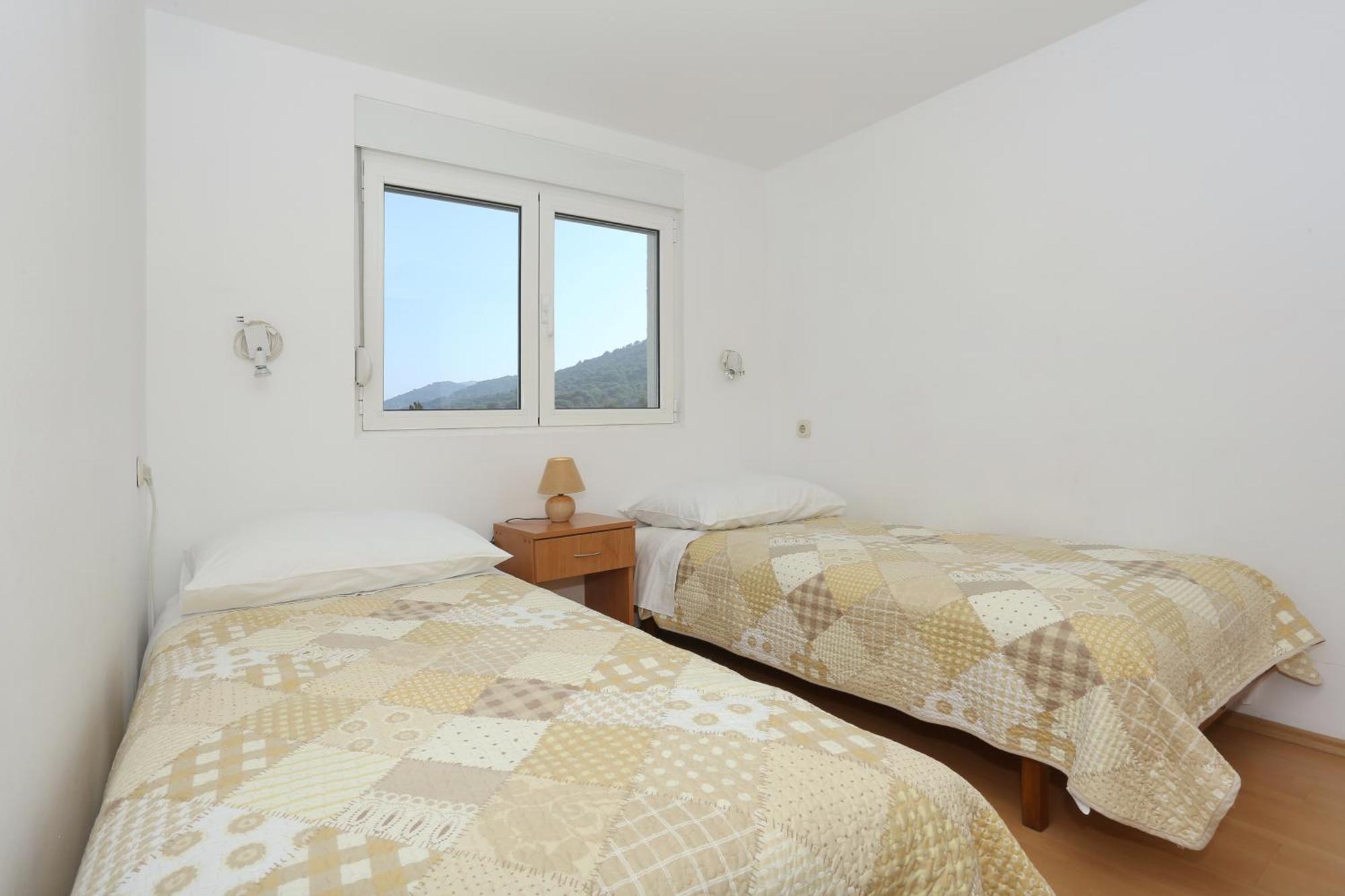 Apartments Olga Божава Екстер'єр фото